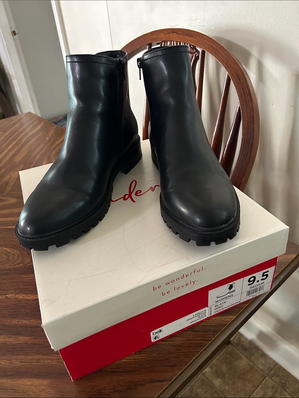 Women's Wonderly Black Ankle Boots with Black Lug Sole. Size 9.5